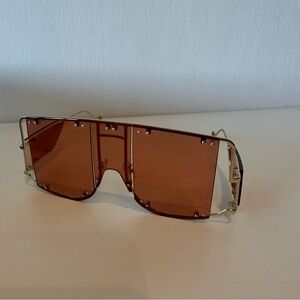 Fenty - Blockt Mask Sunglasses in brown